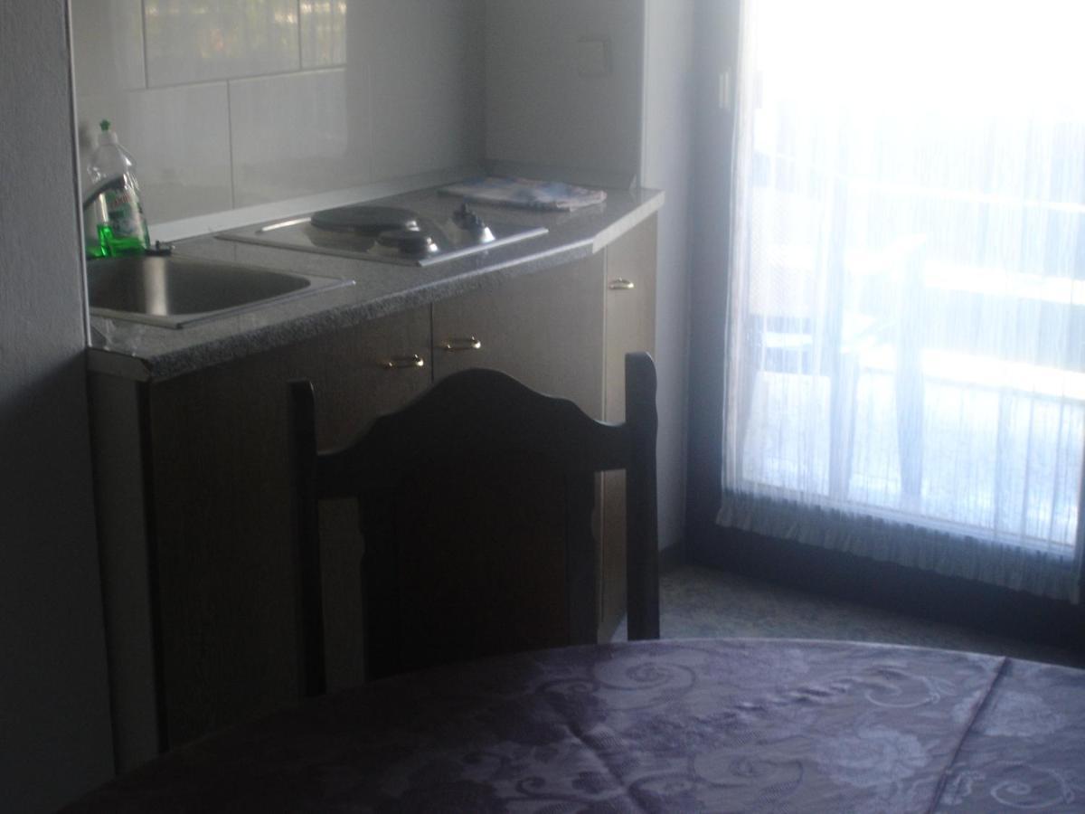 Tiffany Apartment *